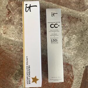 PERFECT XMAS GIFT. NIB - IT COSMETICS CC Cream - + Limited Edition Brush.